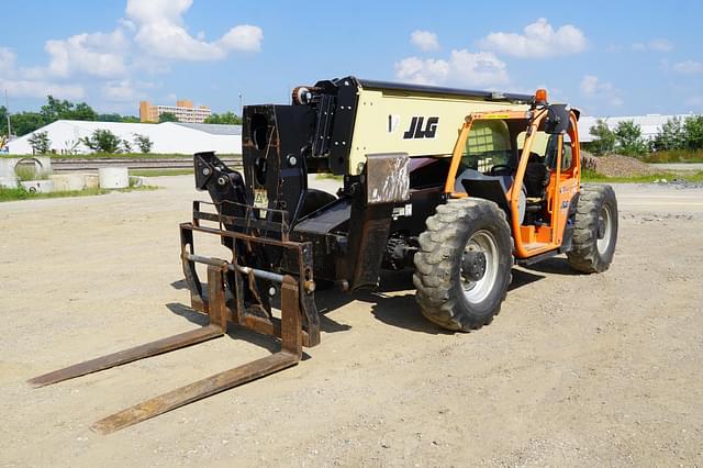 Image of JLG 1055 equipment image 2