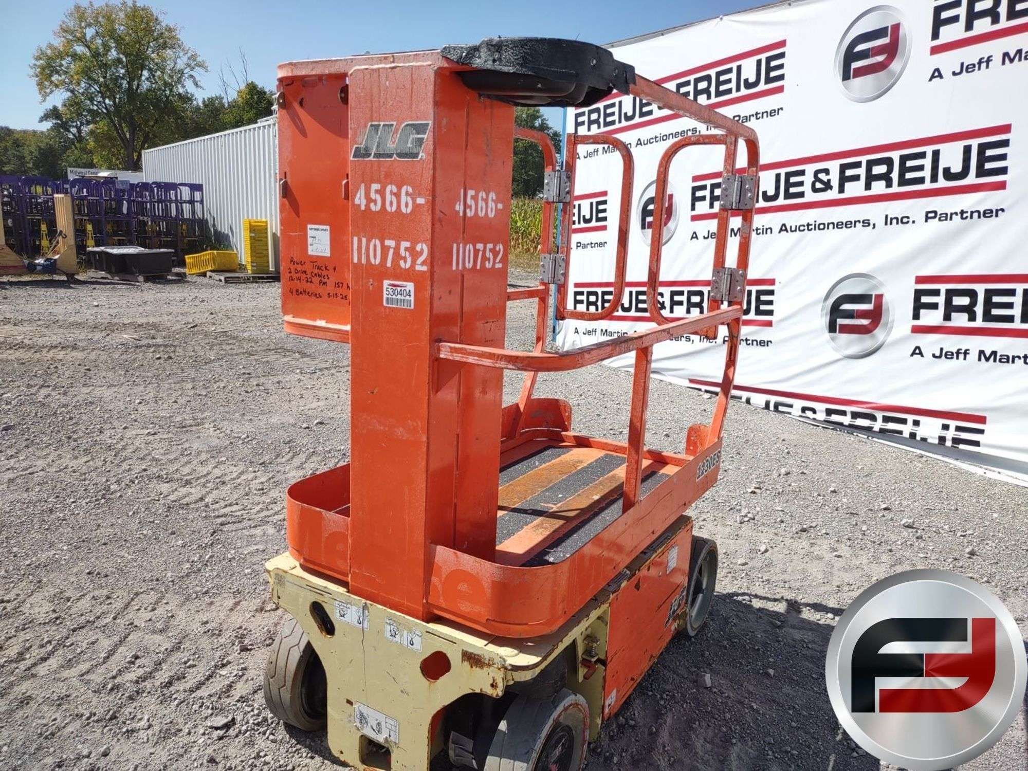 2017 JLG 1230ES Equipment Image0