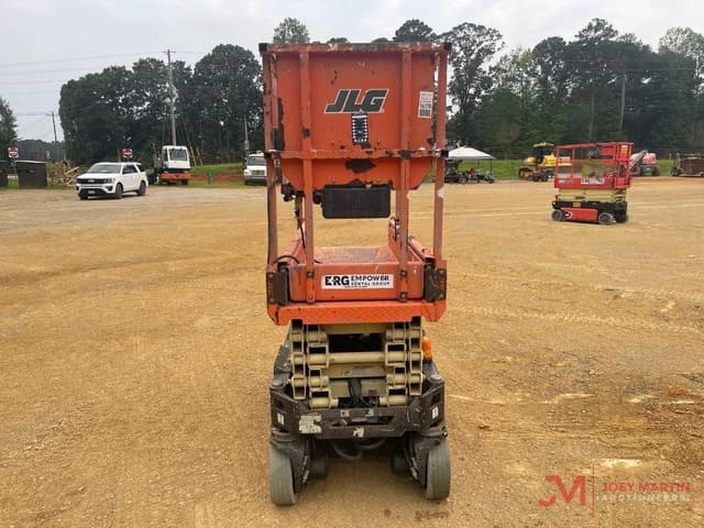 Image of JLG 1932R  equipment image 3