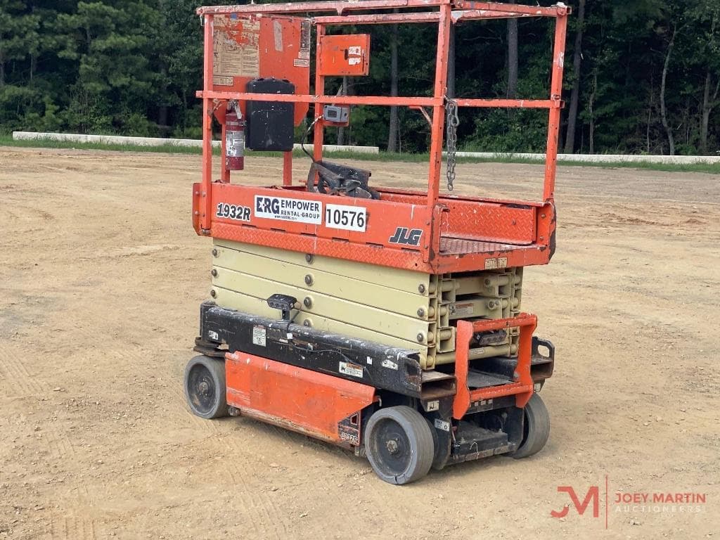Image of JLG 1932R  Primary image