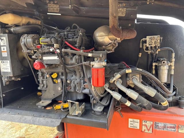 Image of JLG 400S equipment image 4