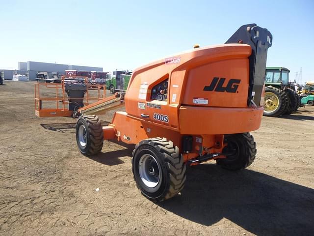 Image of JLG 400S equipment image 3