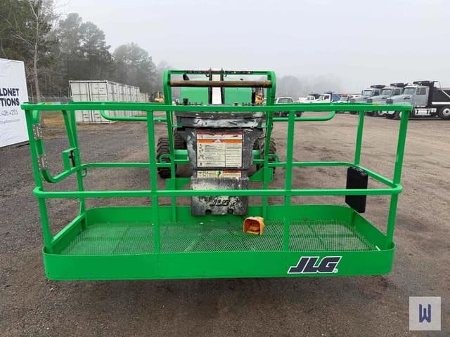 Image of JLG 400S equipment image 1