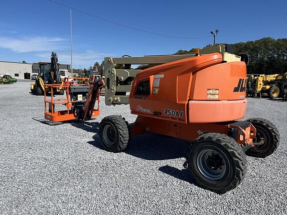 Image of JLG 450AJ equipment image 2