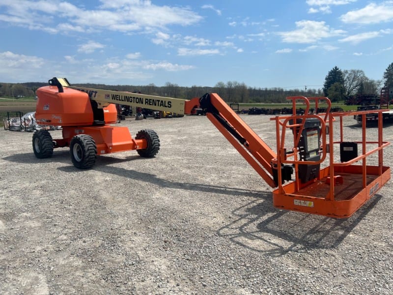2017 JLG 460SJ Equipment Image0