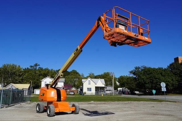 Image of JLG 460SJ equipment image 1