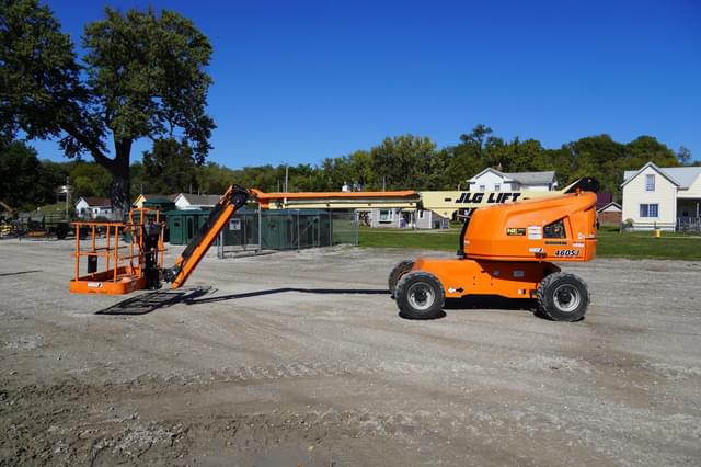 Image of JLG 460SJ equipment image 3