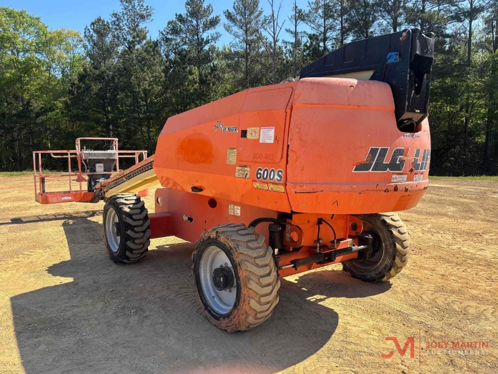 Main image JLG 600S