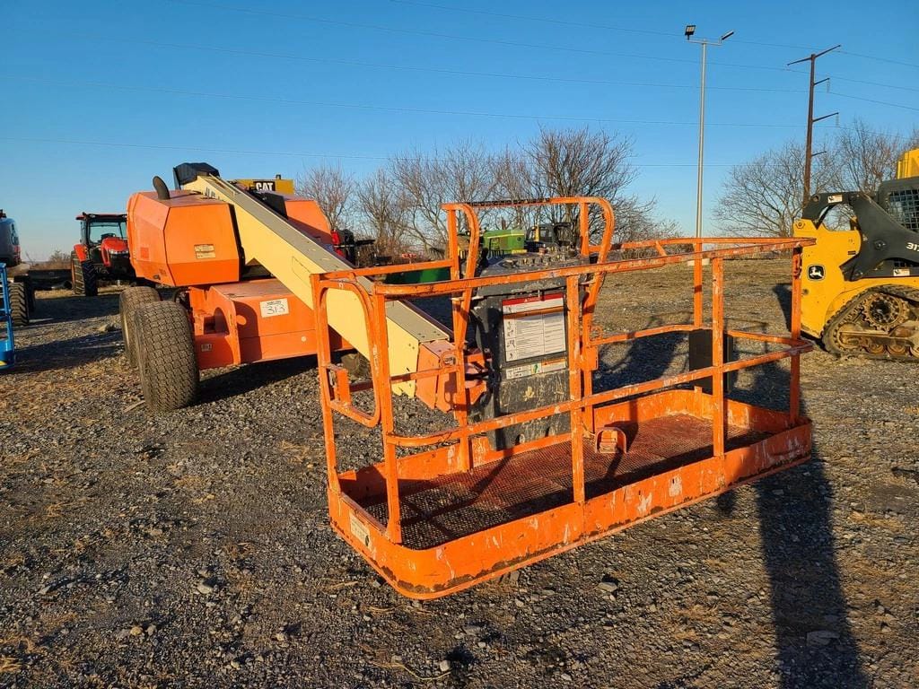 Main image JLG 600S