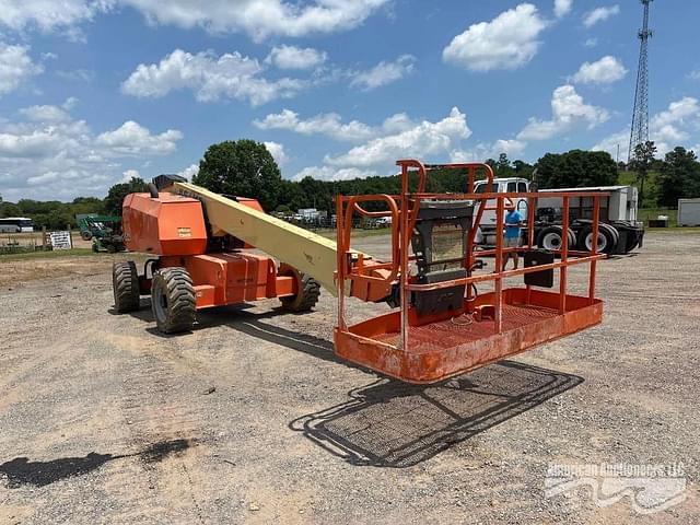 Image of JLG 600S equipment image 3