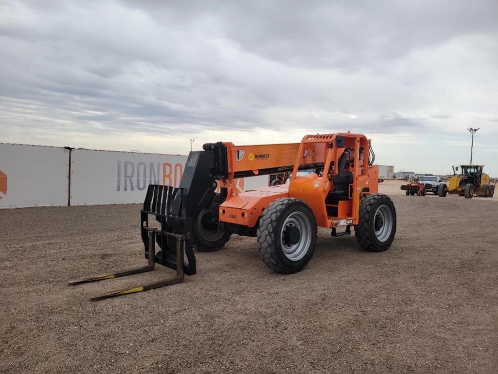 2017 JLG 6042 Equipment Image0