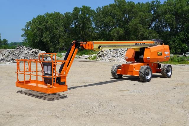 Image of JLG 660SJ equipment image 2