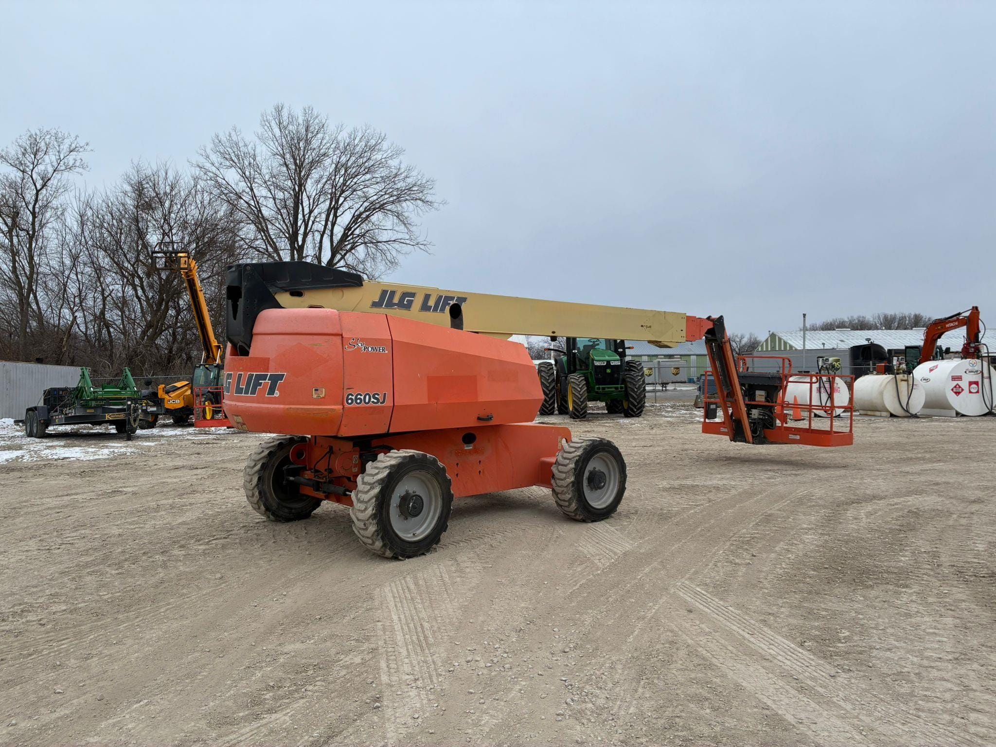 2017 JLG 660SJ Equipment Image0
