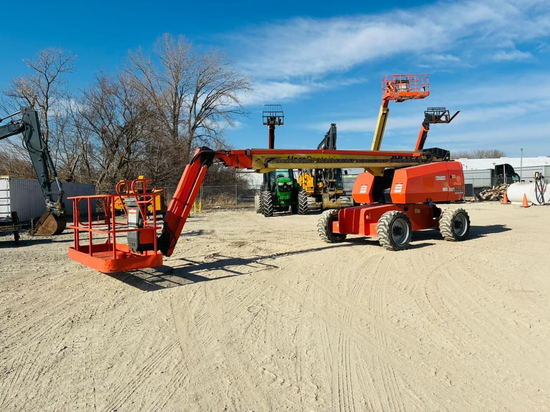 Image of JLG 660SJ Primary image