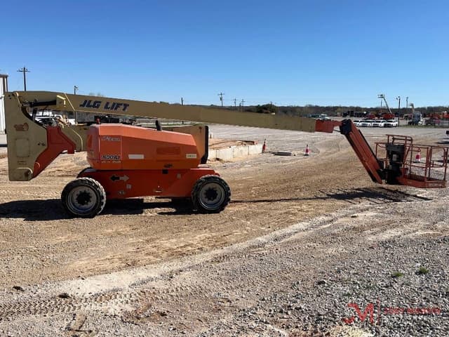 Image of JLG 800AJ equipment image 2