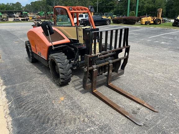 Image of JLG G5-18A equipment image 3