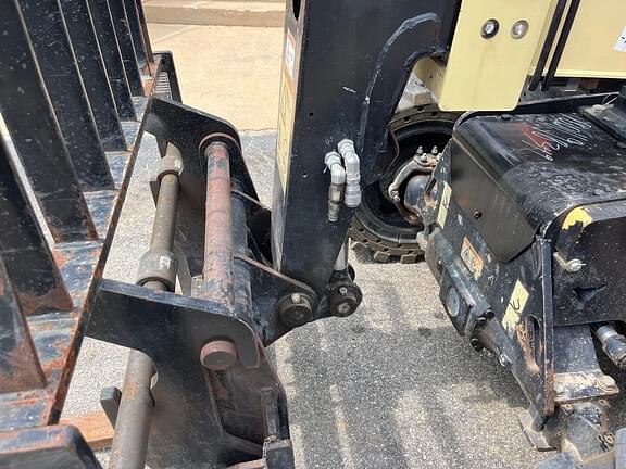 Image of JLG G5-18A equipment image 4