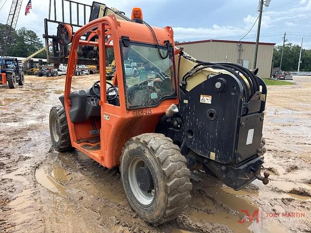 Image of JLG G5-18A equipment image 3
