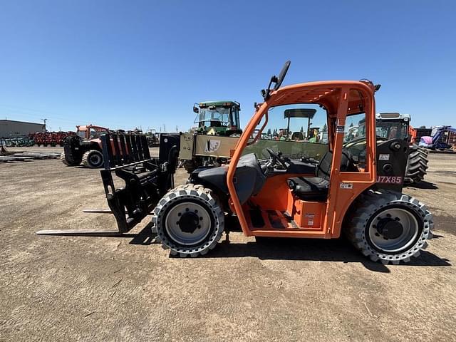 Image of JLG G5-18A equipment image 4