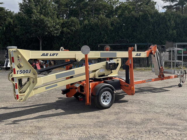Image of JLG T500J equipment image 2