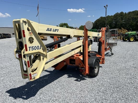 Image of JLG T500J equipment image 4