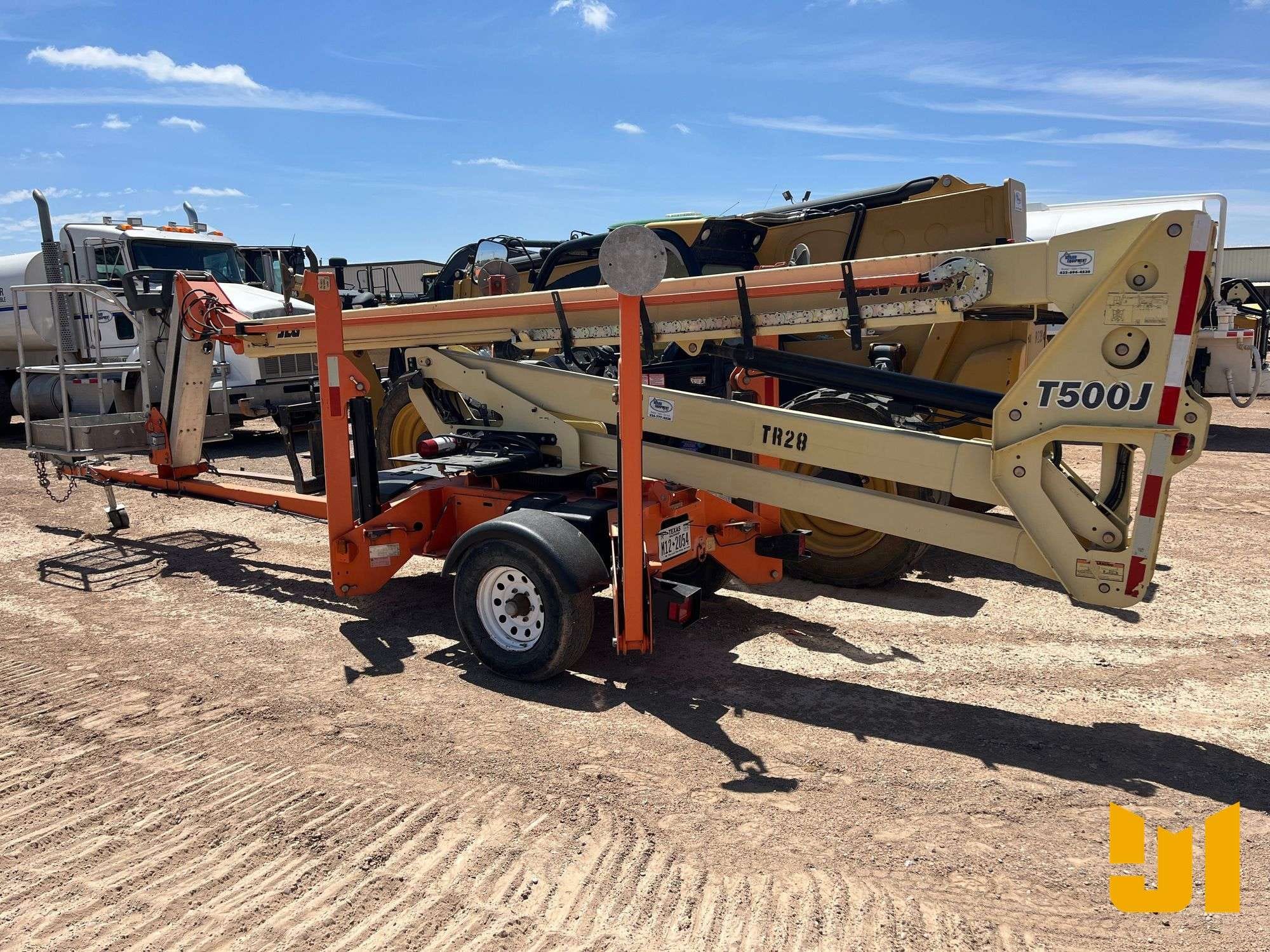 2017 JLG T500J Equipment Image0