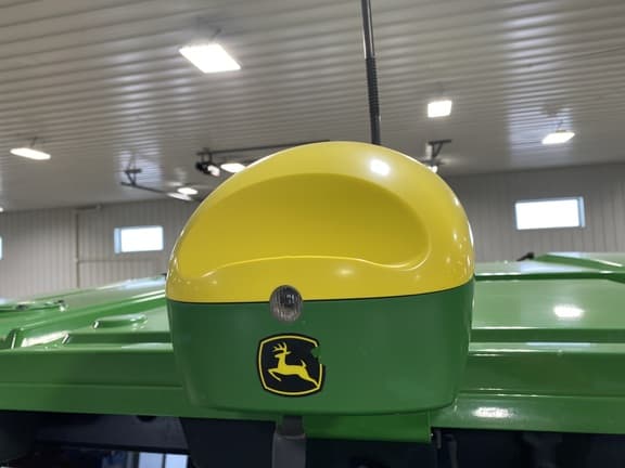 Image of John Deere StarFire 6000 Image 1