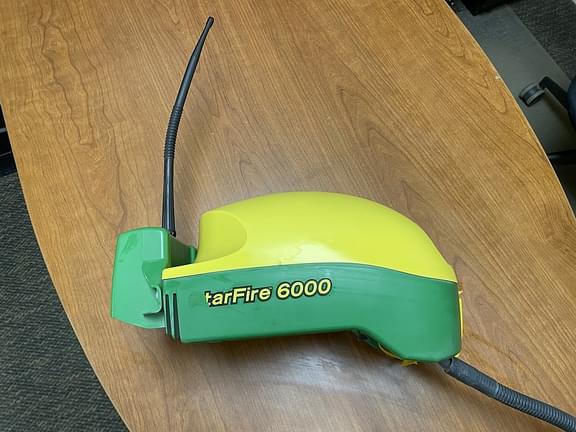 Image of John Deere StarFire 6000 Primary image