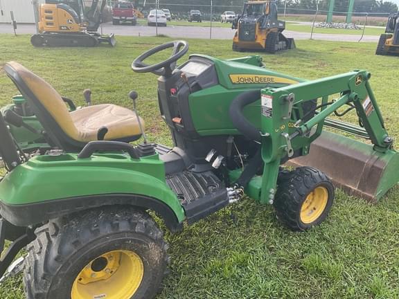 Image of John Deere 1023E equipment image 4