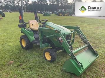 Main image John Deere 1023E