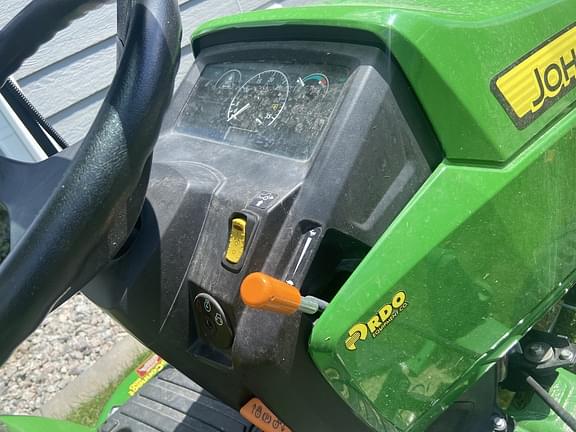 Image of John Deere 1023E equipment image 1