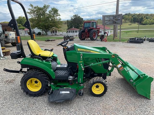 Image of John Deere 1023E equipment image 1