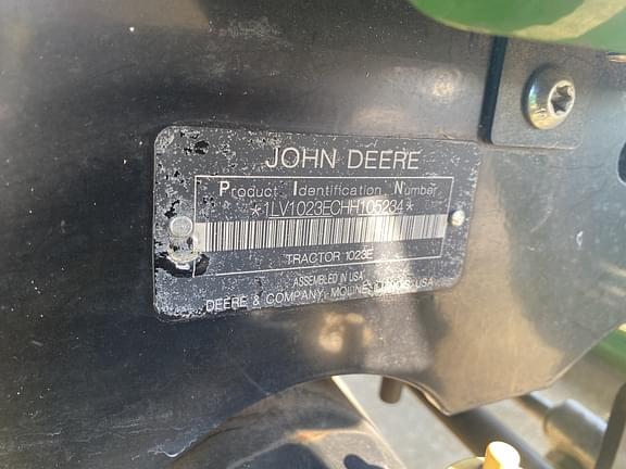 Image of John Deere 1023E equipment image 4