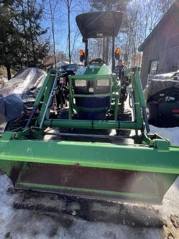 Image of John Deere 1023E equipment image 4