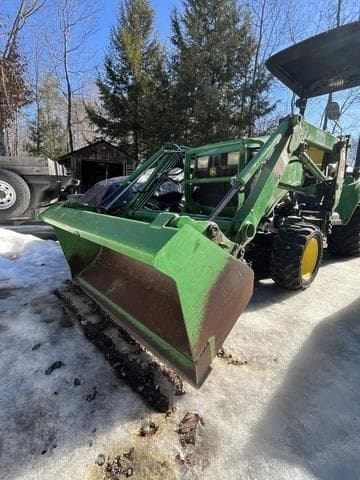 Image of John Deere 1023E equipment image 3