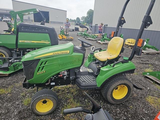 Image of John Deere 1023E equipment image 1