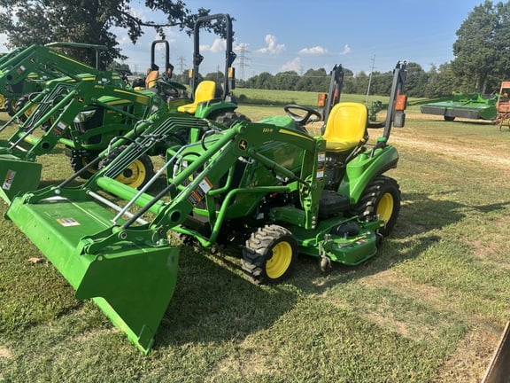 2017 John Deere 1023E Equipment Image0