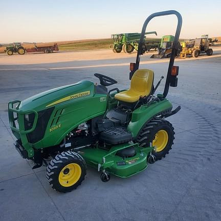 Image of John Deere 1023E Primary image