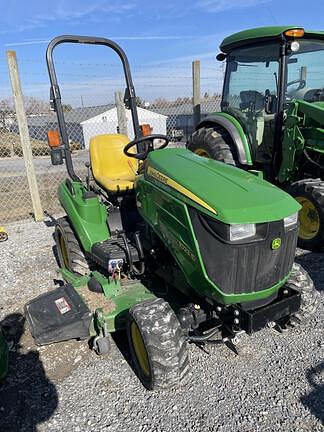 Image of John Deere 1023E equipment image 2