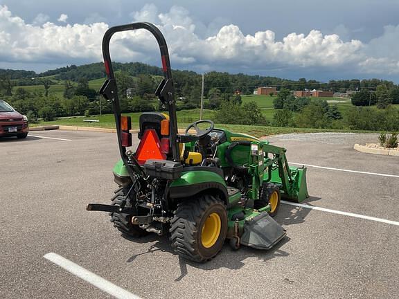 Image of John Deere 1025R equipment image 3