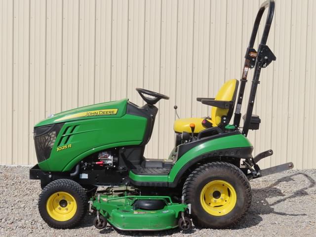 Image of John Deere 1025R equipment image 1