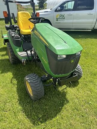 Image of John Deere 1025R equipment image 2