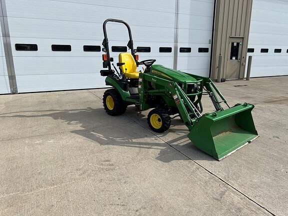 Image of John Deere 1025R Primary image