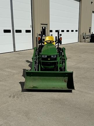 Image of John Deere 1025R equipment image 2