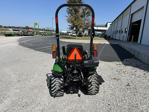 Image of John Deere 1025R equipment image 4