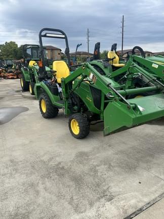 Image of John Deere 1025R equipment image 4