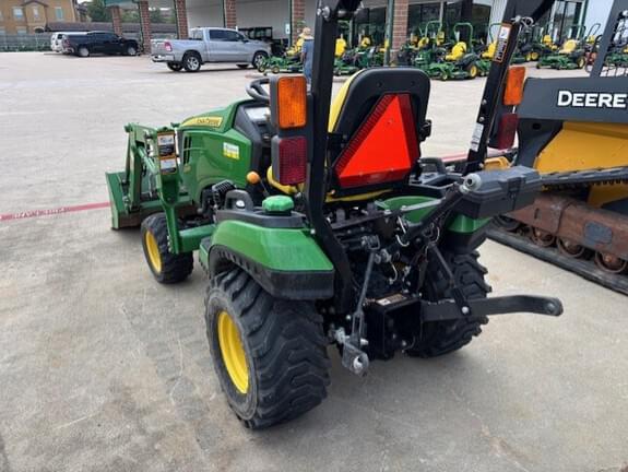 Image of John Deere 1025R equipment image 3