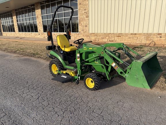 Image of John Deere 1025R equipment image 1