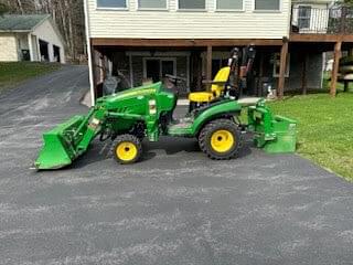 Image of John Deere 1025R Primary image
