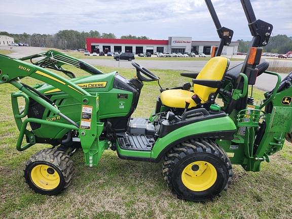 Image of John Deere 1025R equipment image 2